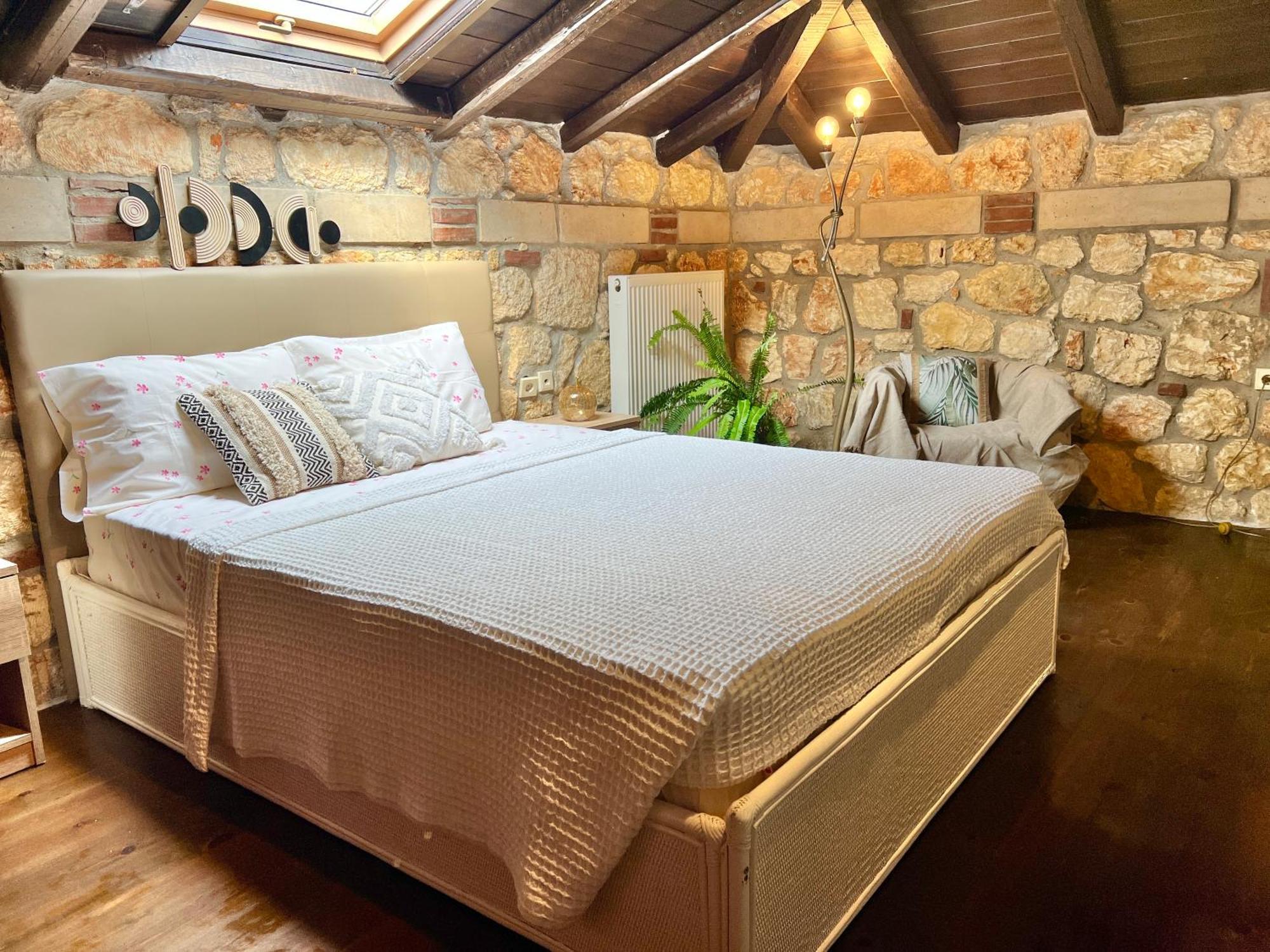 プサコウディア Boutique Stone Houseゲストハウス エクステリア 写真